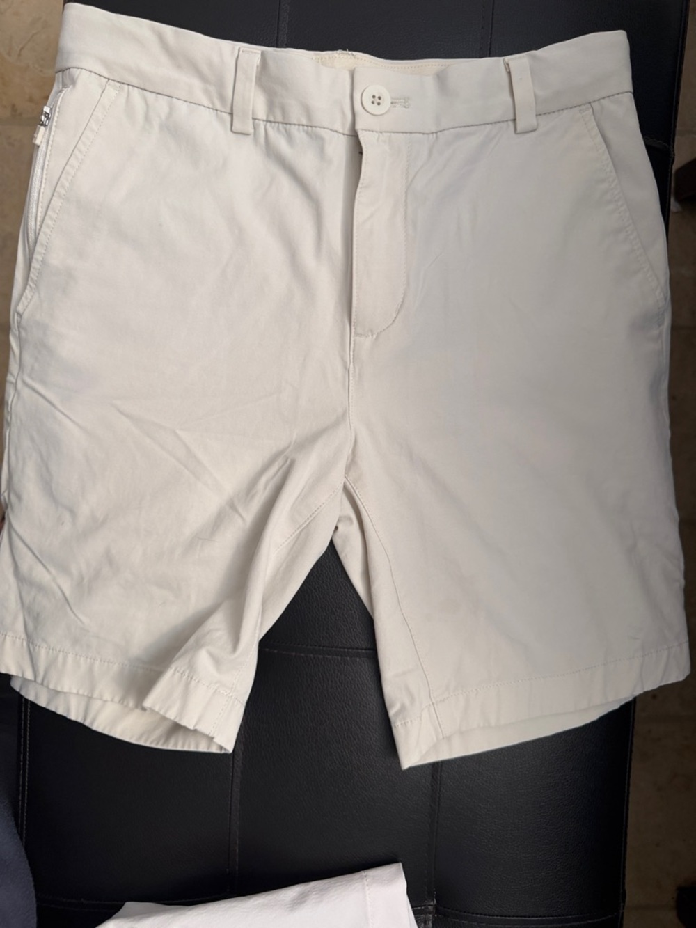 Vineyard Vines Men's Flat Front Shorts — Off-White